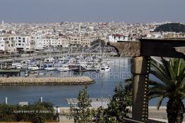 Image du Maroc Professionnelle de  Le nouveau port de plaisance situé sur le fleuve Bouregrag entre Rabat et Salé, Jeudi 20 Octobre 2011. (Photo / Abdeljalil Bounhar)


 